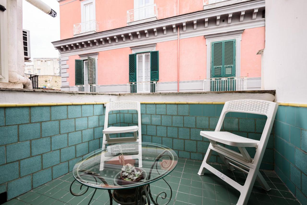 Via Avvocata 25 Lejlighed Napoli Eksteriør billede